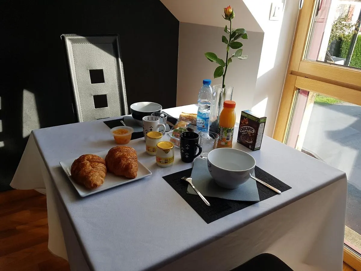 Le Pont See Romille Bed & Breakfast