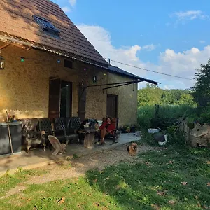 https://chambres-dhotes-gourdon.midi-pyreneeshotels.com