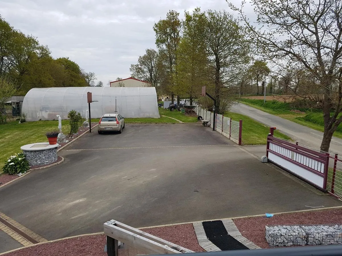 Le Pont See Romille Bed & Breakfast